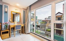 Lucky Star Hotel 146 Nguyen Trai